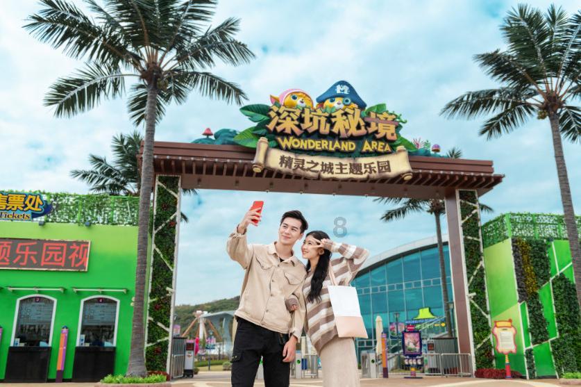 别看年龄小，撒绳可真准！回族小牧童套牦牛手法老练，网友：高手！长大了是条汉子